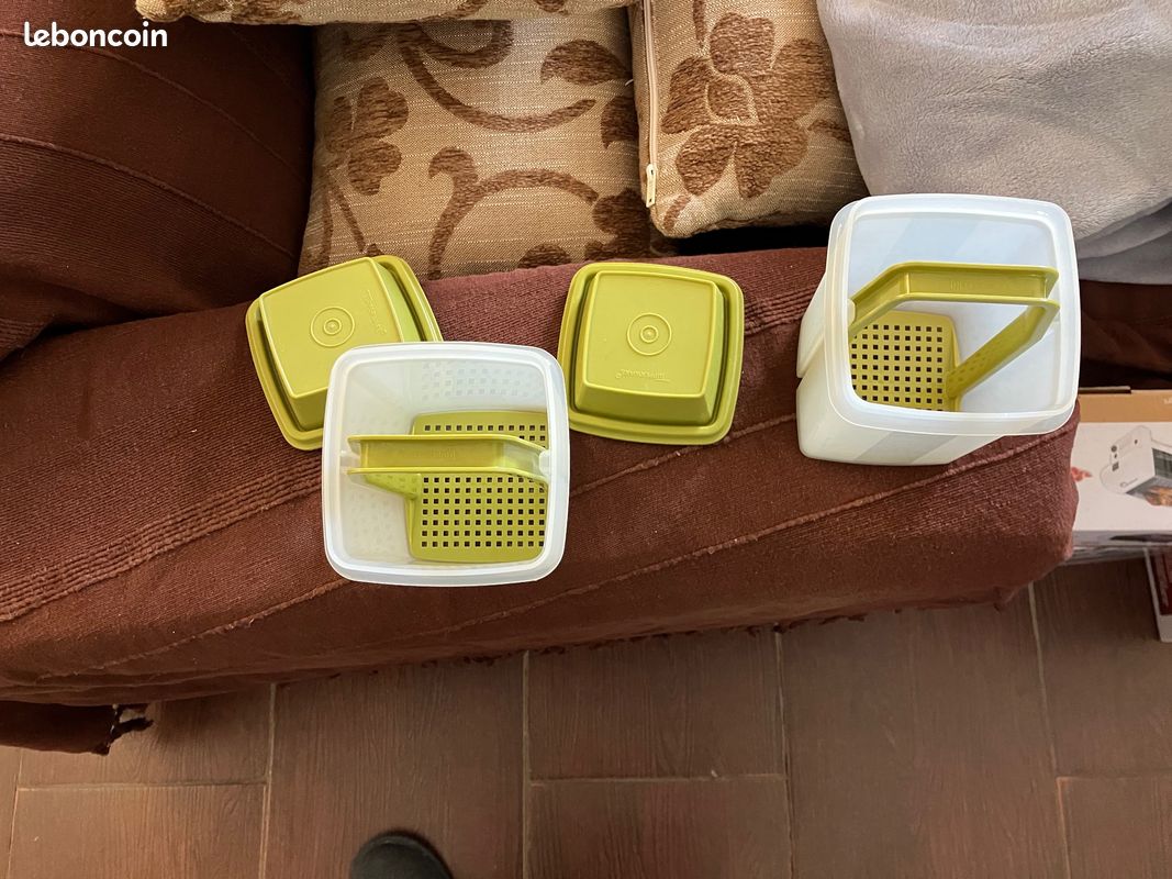 TUPPERWARE - Boîte à condiments / Boîte à cornichons EUR 10,00