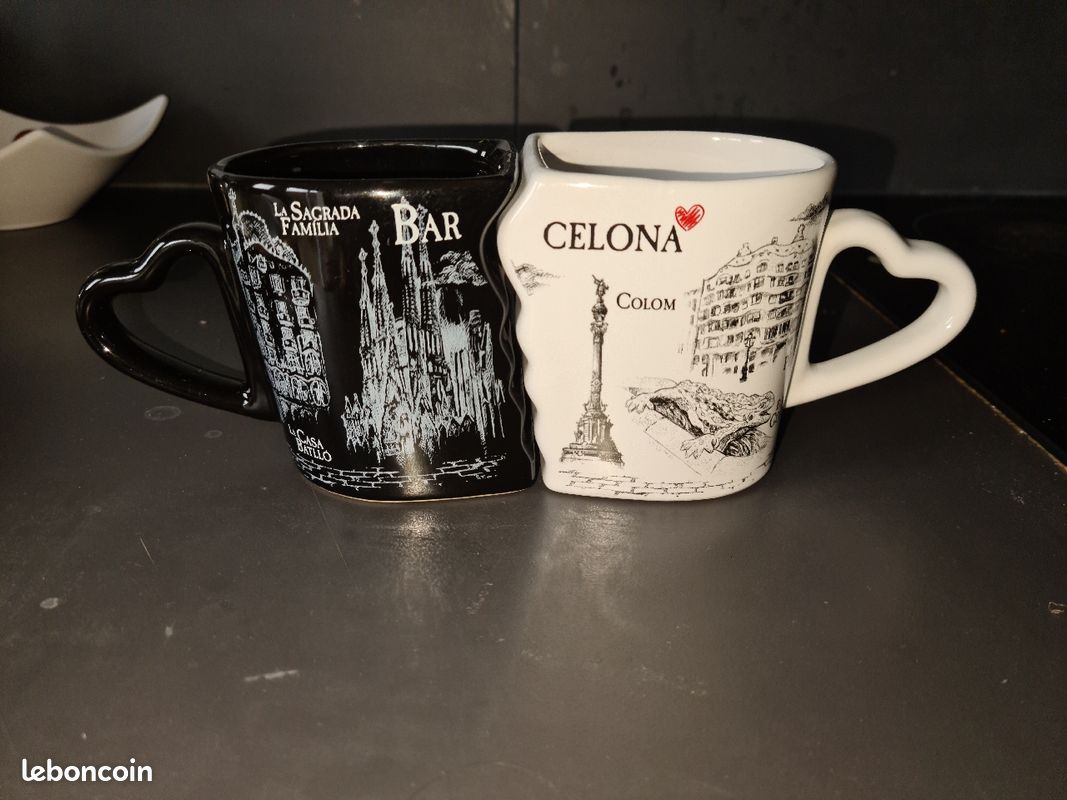 2 Mugs Barcelone (image 1)