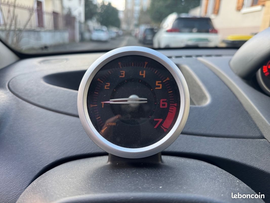 RENAULT TWINGO II 1.2 16v 75 eco2 Dynamique, Bluetooth, Climatisation, Carnet D'entretiens, Garantie 12 Mois (image 14)