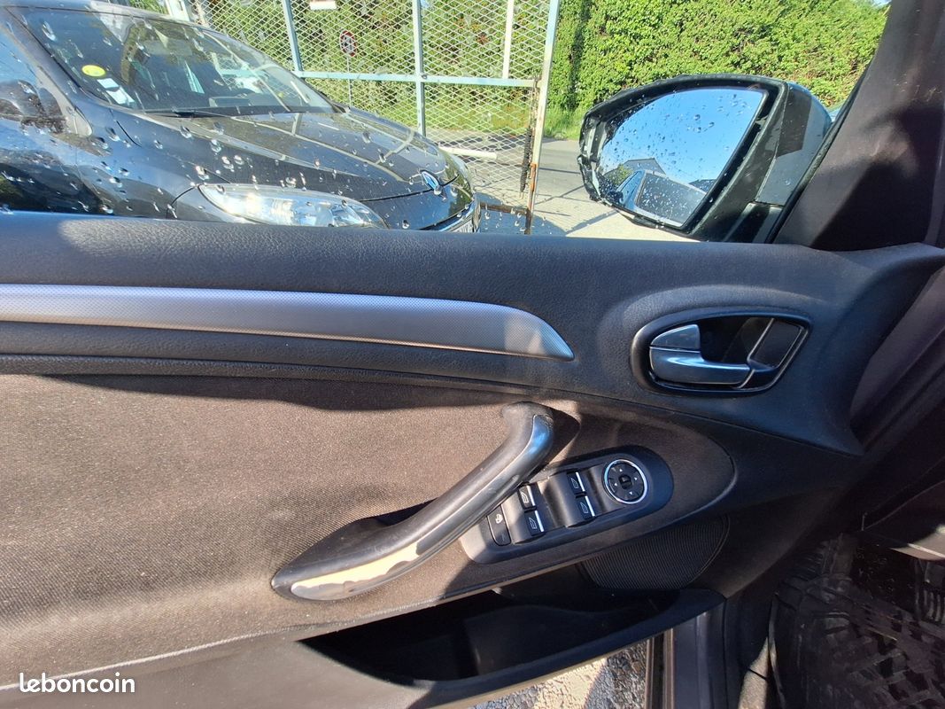 FORD S-MAX 1.6 TDCi 115 SS FAP Titanium - 7 Pl (image 12)
