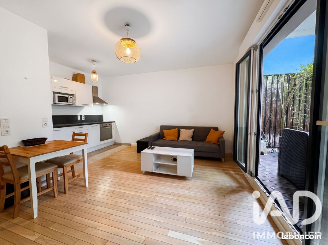 Appartement 2 pièces 40 m² · à Suresnes · 40 m² · 329 000 €