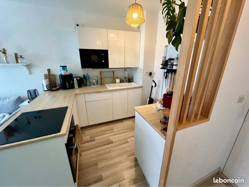 Parking 3 pièces 54 m² · à Cenon · 54 m² · 875 €/mois