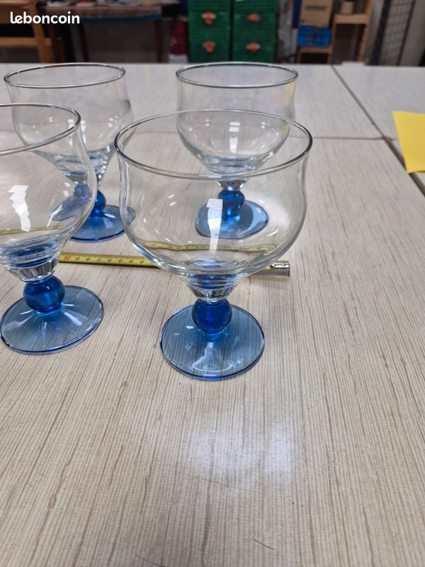 4 Coupes à glace / dessert pied bleu cobalt - Luminarc (image 2)