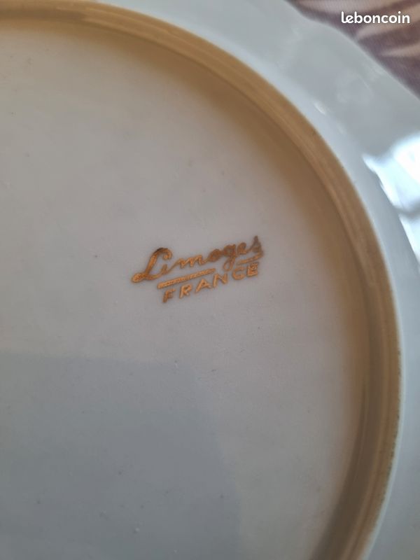 Assiettes motifs dorées (image 7)