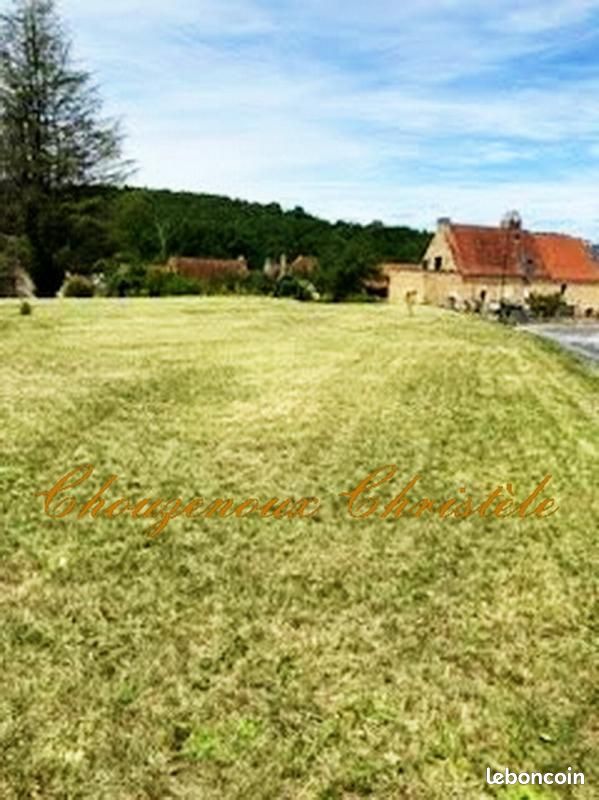 Terrain 1200 m² · à Marcillac-Saint-Quentin · 385 000 €