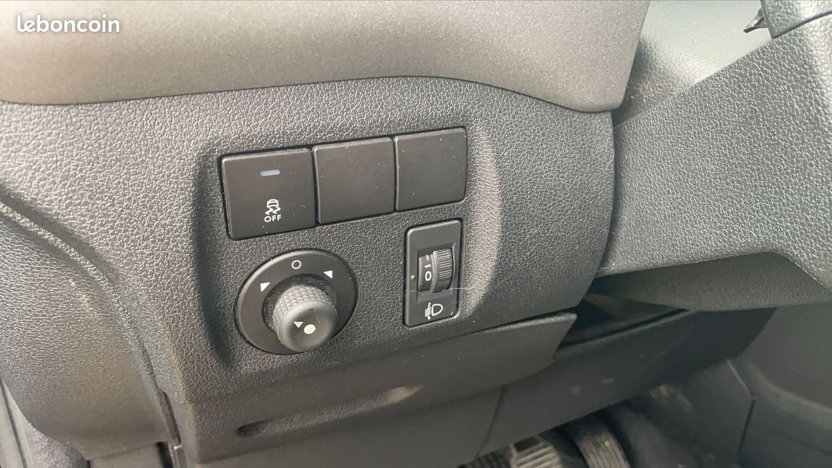 Citroën Berlingo Multispace II 1.6 BlueHDi 100 Live (image 28)