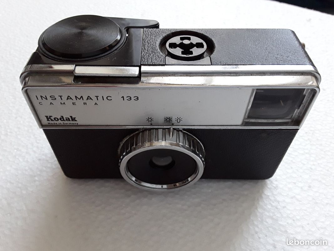 Lot de 4 appareils photos anciens (Defekt) in Delémont für CHF 57 - mit