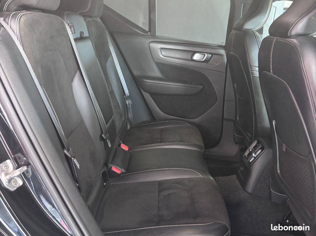 VOLVO XC40 T5 Recharge 180+82 ch DCT7 R-Design (image 14)