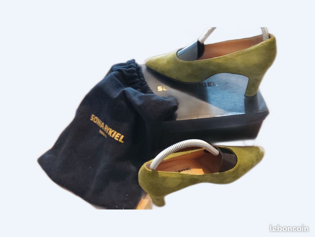 Chaussure verte en dain talon 6 cm mis 2 fois (image 1)