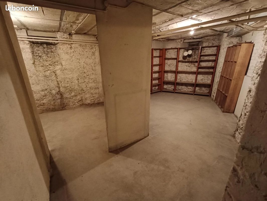 Local commercial 1 pièce 217 m² · à Cannes · 217 m² · 160 000 €