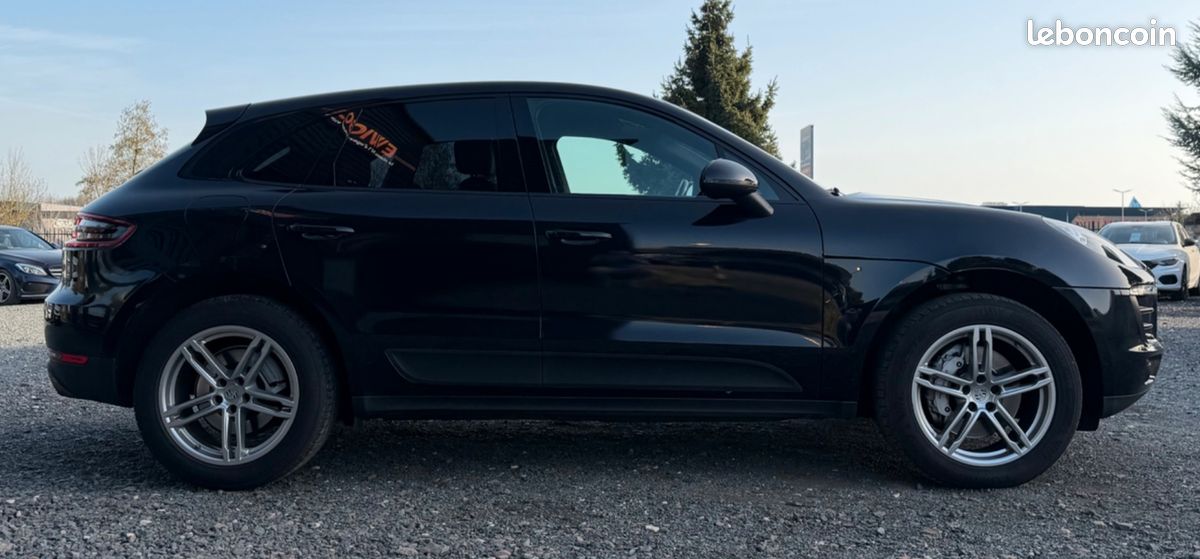 PORSCHE MACAN S 3.0 V6 DIESEL 260 PDk (image 24)