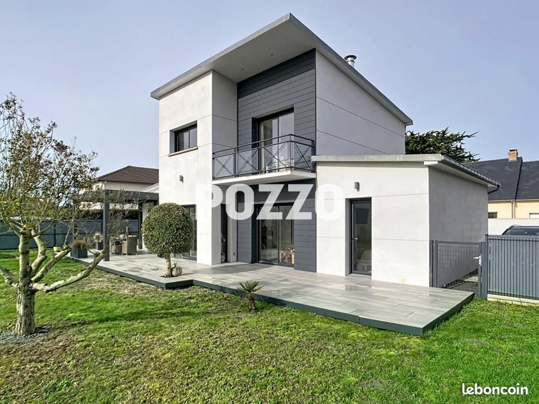 Maison 6 pièces 125 m² · à Bréhal · 125 m² · 630 000 €