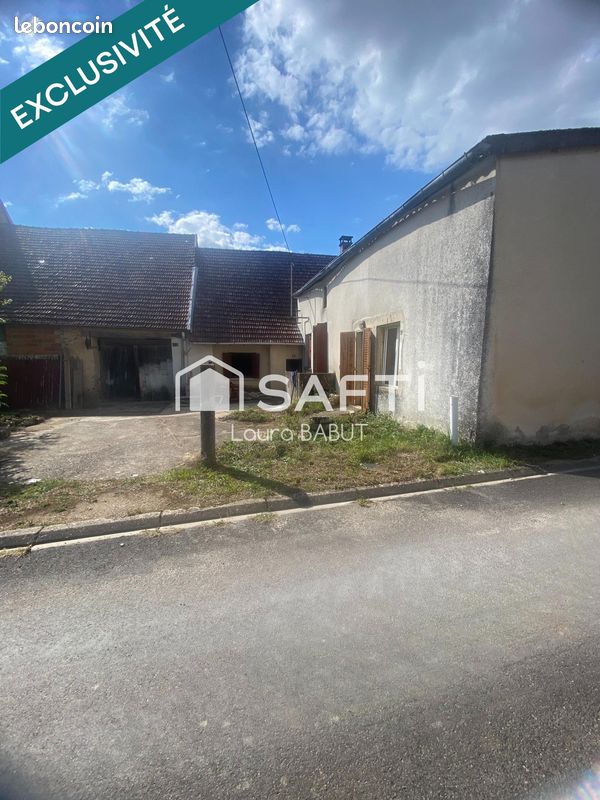 Maison 7 pièces 170 m² · à Chassigny · 170 m² · 20 000 €
