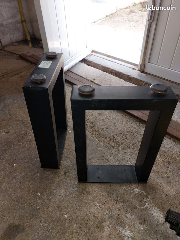 Pieds table basse acier (image 1)