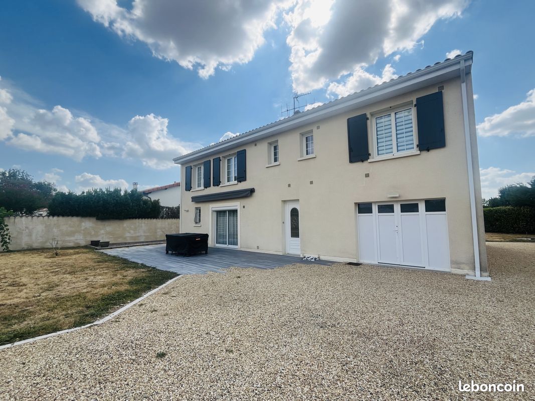 Maison 6 pièces 140 m² · à La Boixe · 140 m² · 233 200 €