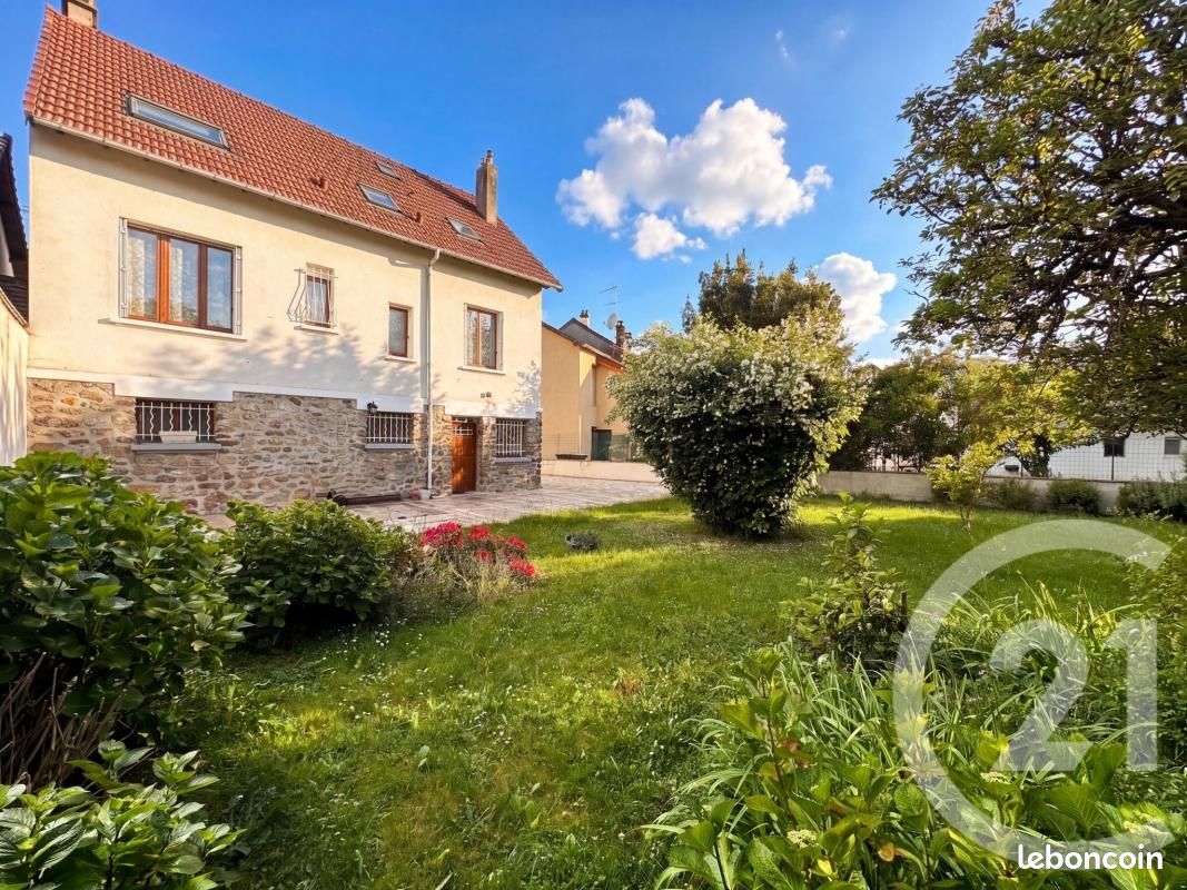Maison 6 pièces 100 m² · à Sevran · 100 m² · 325 000 €
