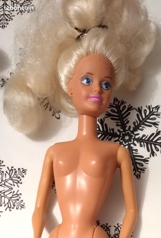 Poupée Barbie Vintage – Occasion, Charme D'antan