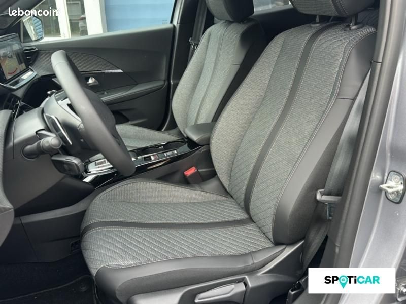 Peugeot 2008 1.2 Hybrid 145ch Allure e-DCS6 (image 9)
