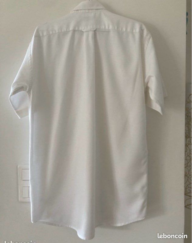 Chemise Lacoste blanche taille 38 (image 2)