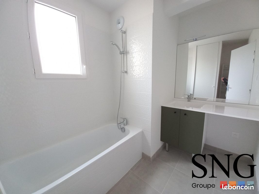 Appartement a louer  - 3 pièce(s) - 64 m2 - Surfyn