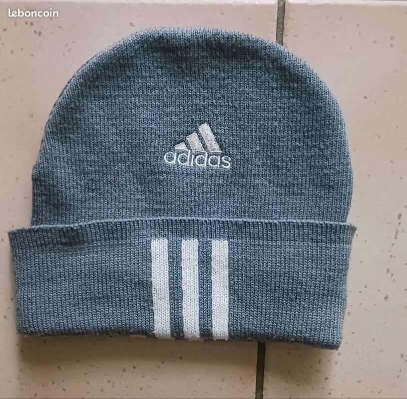 Bonnet gris adidas (image 2)