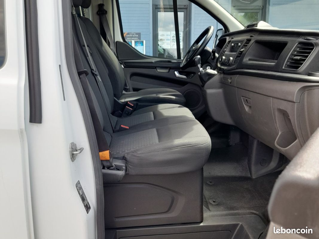 Ford transit custom cabine approfondie 6 places l2h1 130cv trend business prix 18000 euros ht (image 14)