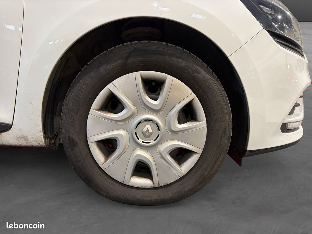 RENAULT CLIO IV 1.5 DCI 75 LIFE SOCIETE 75Ch Garantie 12 mois (image 16)