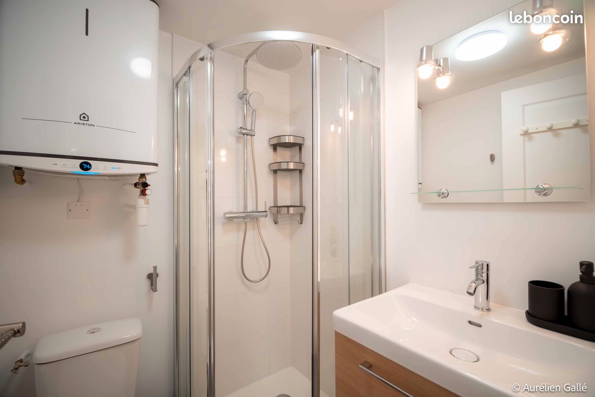 Maison a louer villeneuve-le-roi - 9 pièce(s) - 182 m2 - Surfyn