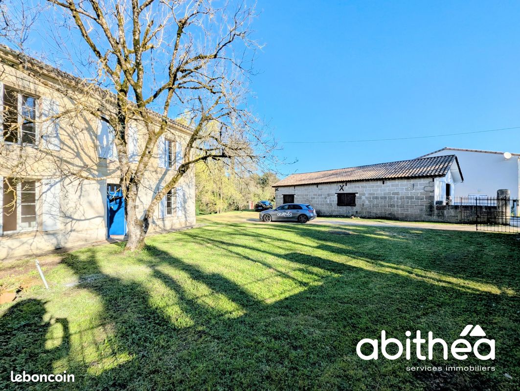 Maison 6 pièces 164 m² · à Branne · 164 m² · 275 000 €