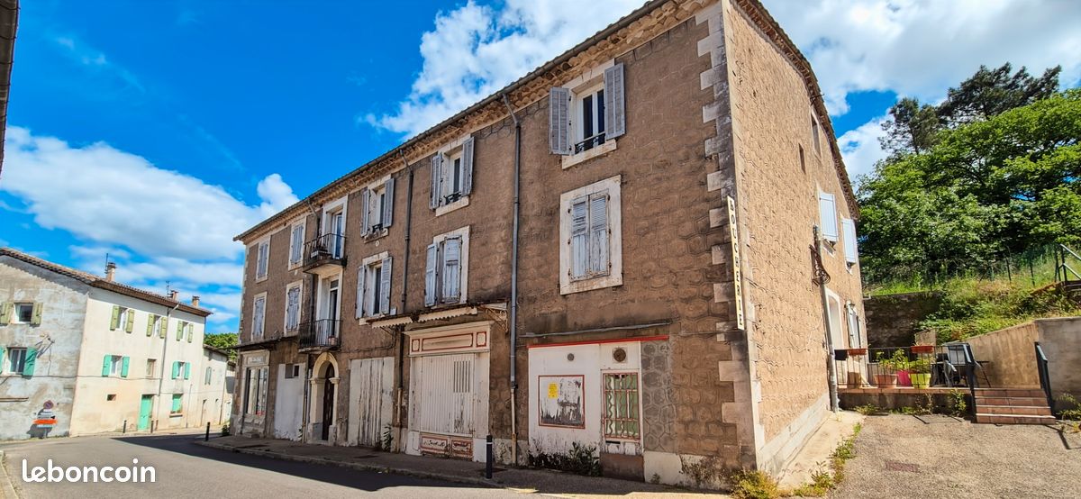 Immeuble 7 pièces 452 m² · à Gagnières · 452 m² · 315 000 €