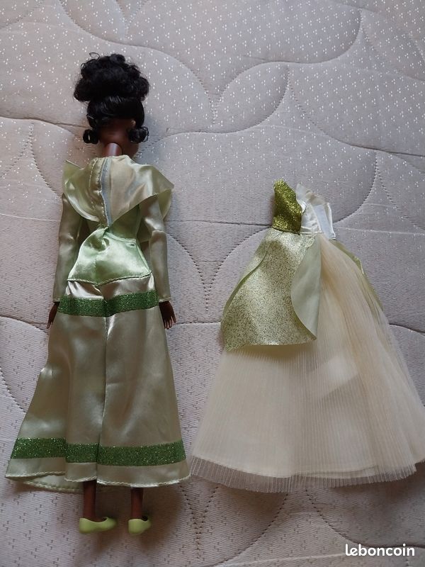 Poupée Tiana Robe Verte Restaurant de Tiana Playset Coffret Disney (image 5)