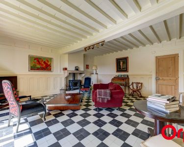 Maison 1 585 000 € - 407 m²