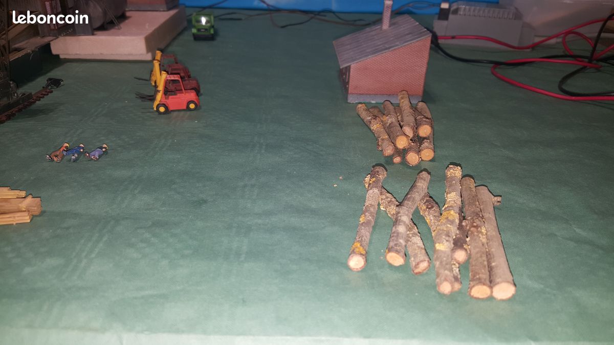 Faller scierie motorisè ,grue ,èclairage intèrieur, eau rèel ,figurines 1.87 / HO (image 5)
