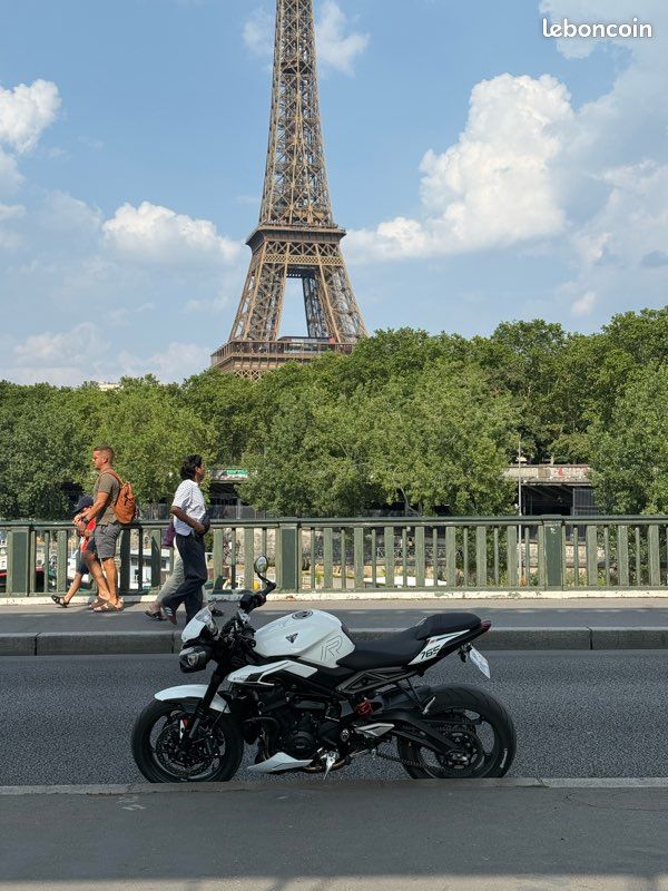 Triumph Street Triple R A2 (image 2)