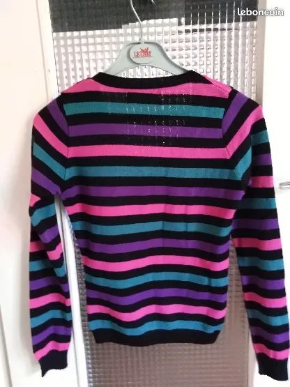Pull en V Cache cache taill 10 ans (image 3)