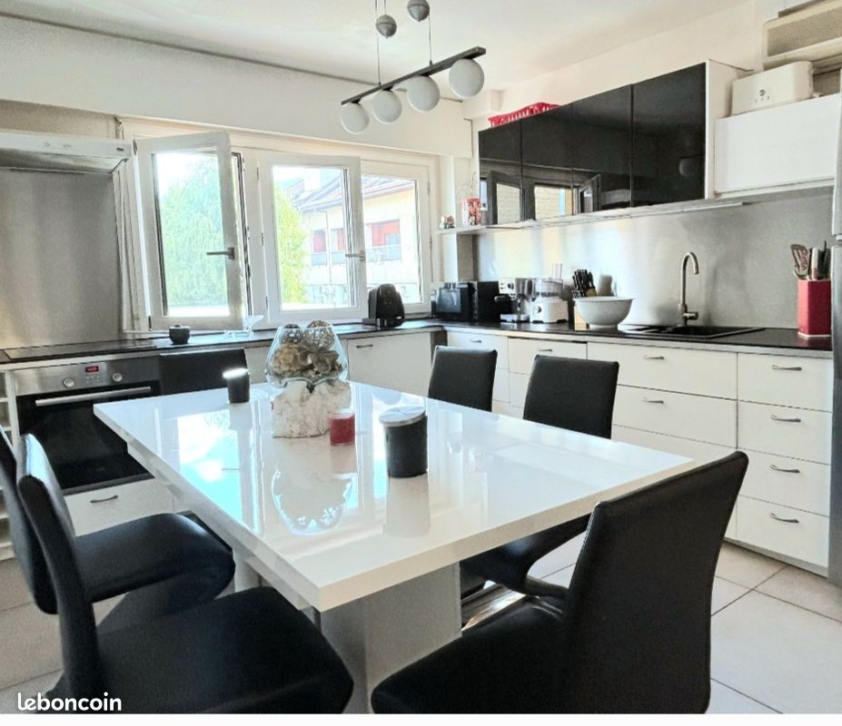 Appartement 5 pièces 121 m² · à Sallanches · 121 m² · 425 000 €