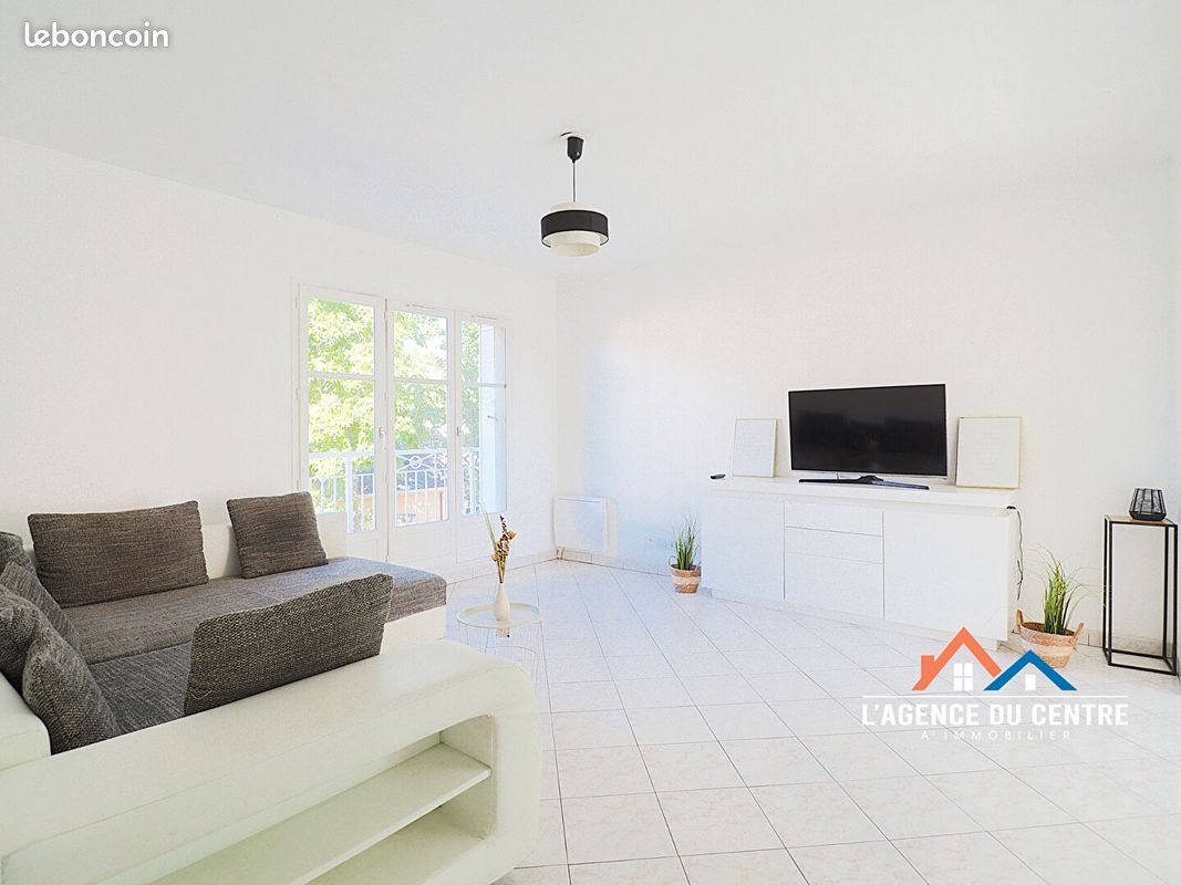 Appartement 3 pièces 52 m² · à Carrières-sous-Poissy · 52 m² · 998 €/mois