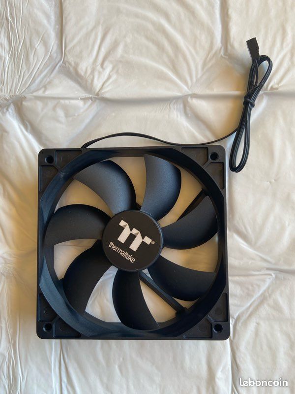 Ventilateur pour ordinateur Thermaltake (image 2)