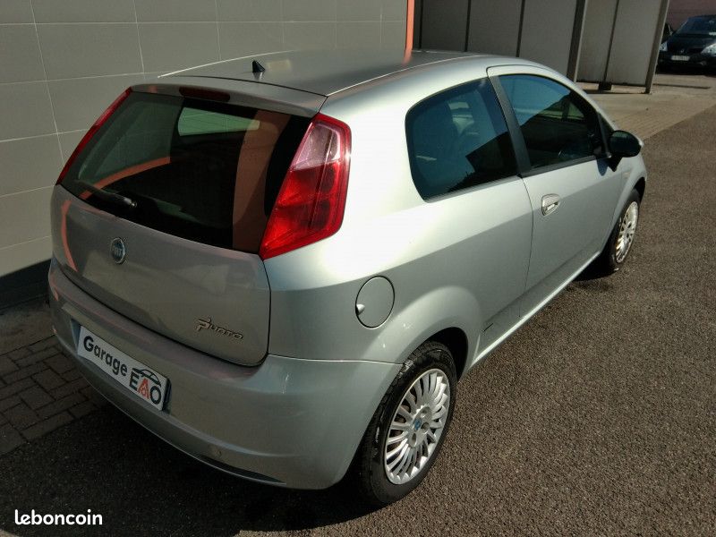 Fiat GRANDE PUNTO 1.3 MULTIJET 16V 75CH ACTIVE 3P (image 9)