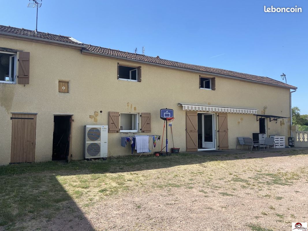 Maison 5 pièces 85 m² · à Noailly · 85 m² · 107 000 €