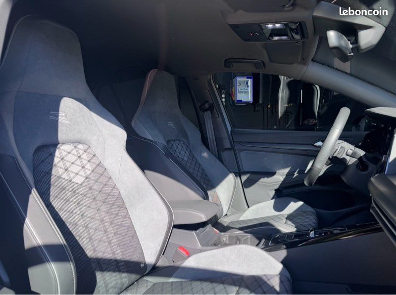 Volkswagen Golf 1.5 eTSI R-Line (image 3)