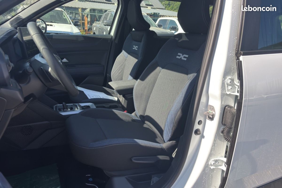 Dacia bigster HYBRID-G 150 4X4 EXPRESSION + -1% (image 6)