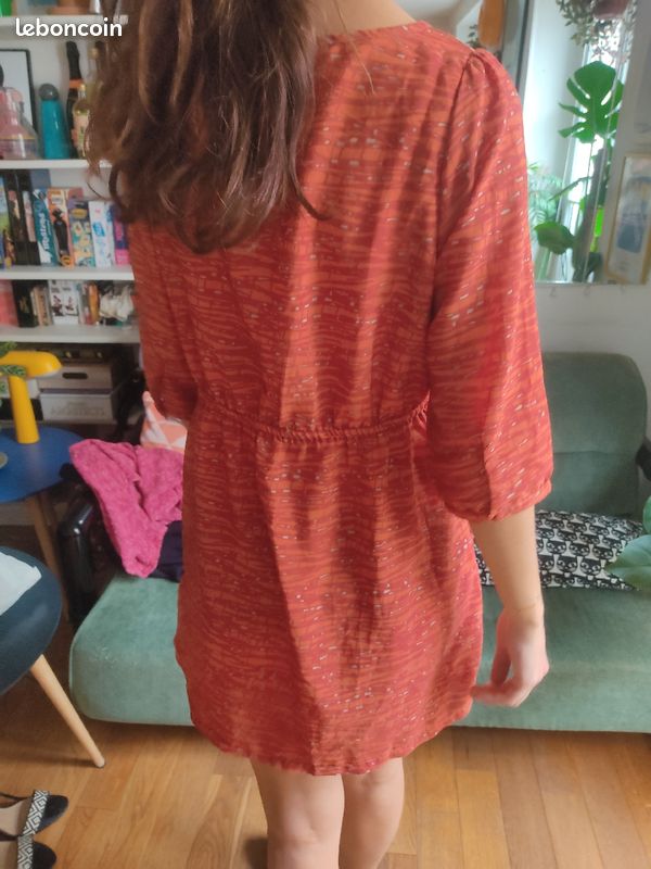 Robe orange à motifs (image 2)