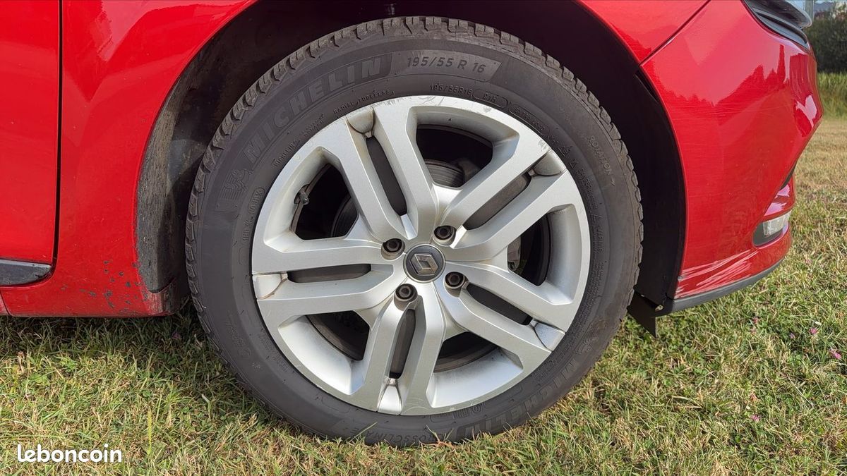 Renault Clio IV 0.9 TCe 90 Zen (image 17)