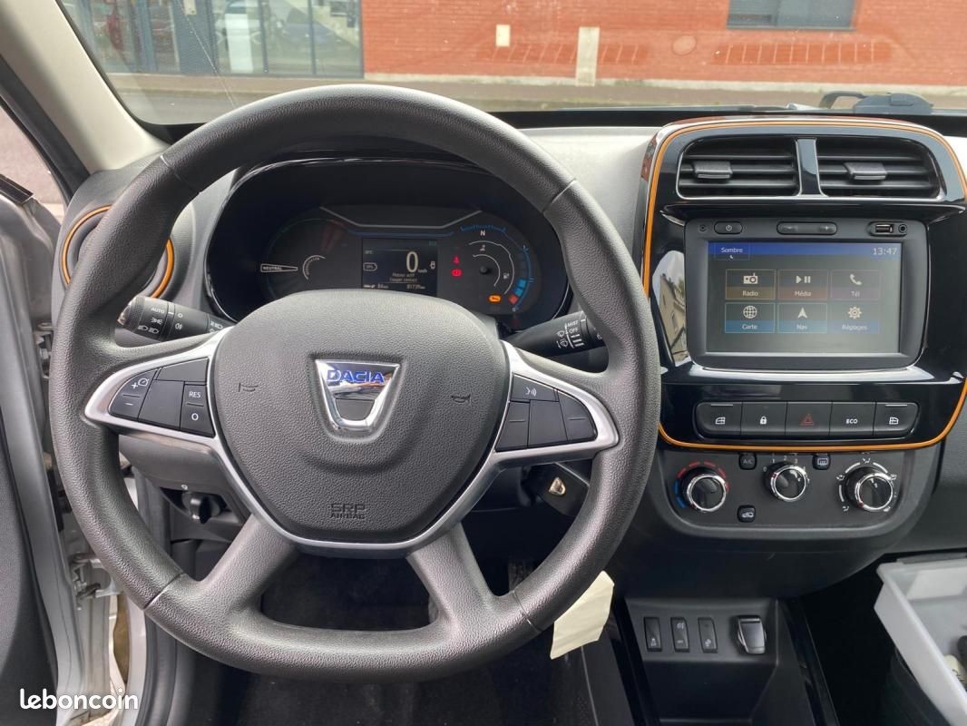 Dacia Spring CONFORT PLUS 45CV ACHAT INTEGRAL - CAMERA/CARPLAY/CLIM/GPS (image 4)