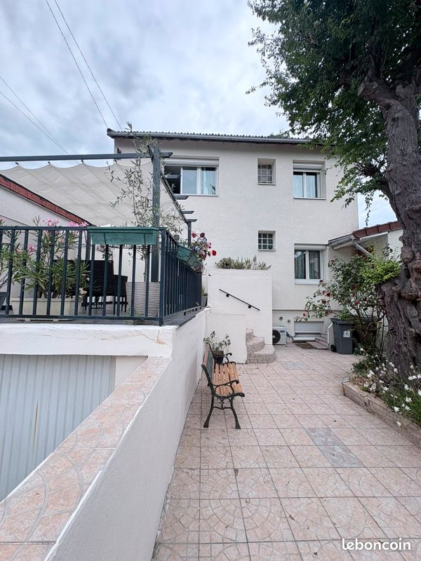 Maison 5 pièces 110 m² · à Villeneuve-le-Roi · 110 m² · 369 000 €