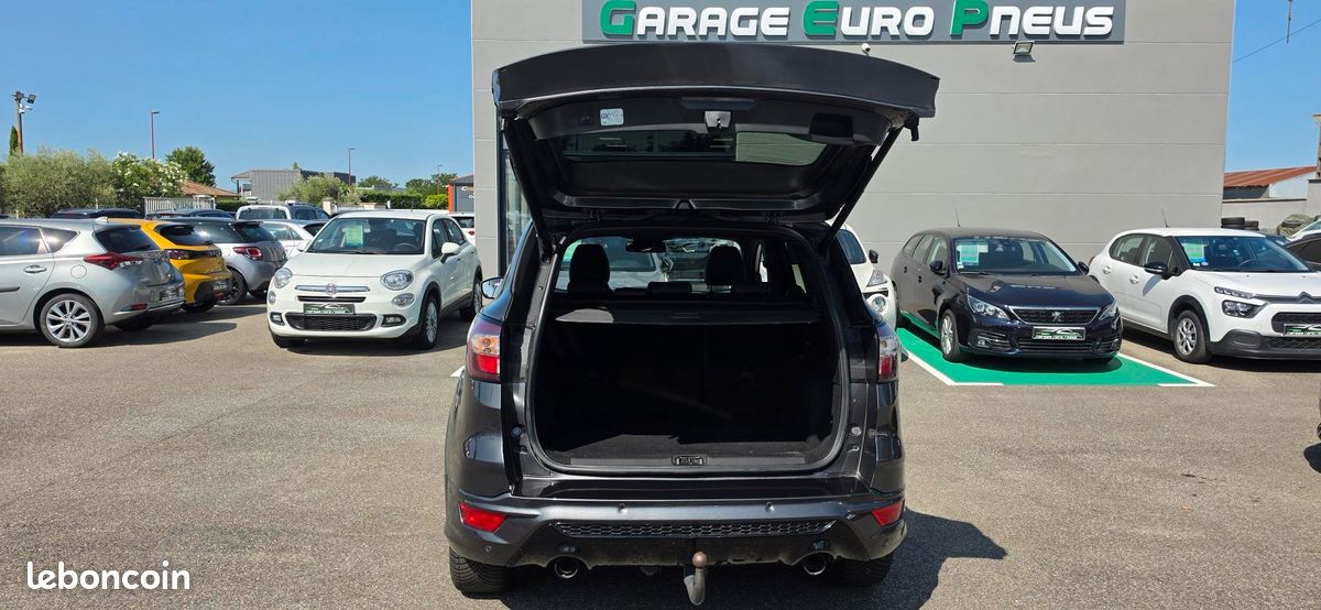 FORD Kuga 2.0 TDCi 150ch Stop&Start ST-Line 4x4 Powershift (image 5)