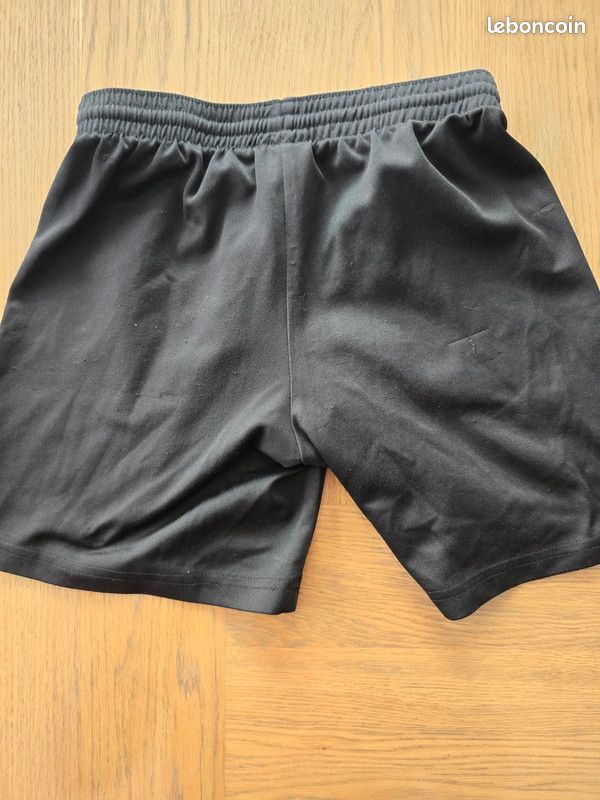 Lot Maillots/Short 8 ans (image 8)