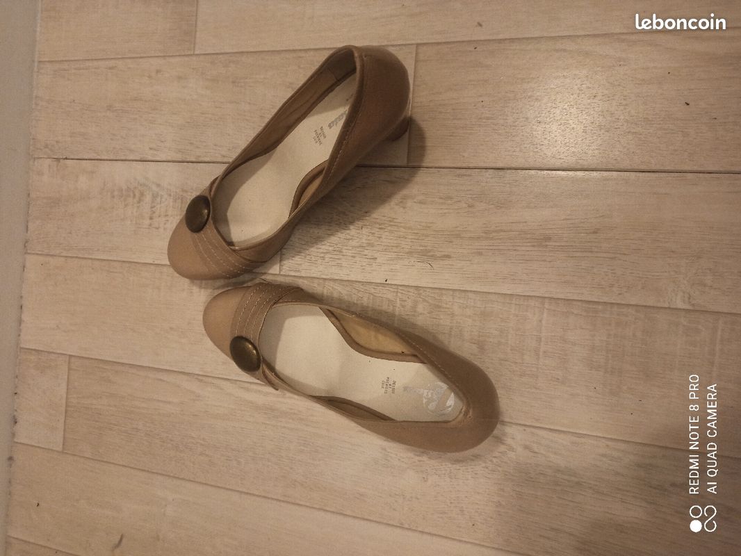 Escarpins femme beige (image 1)
