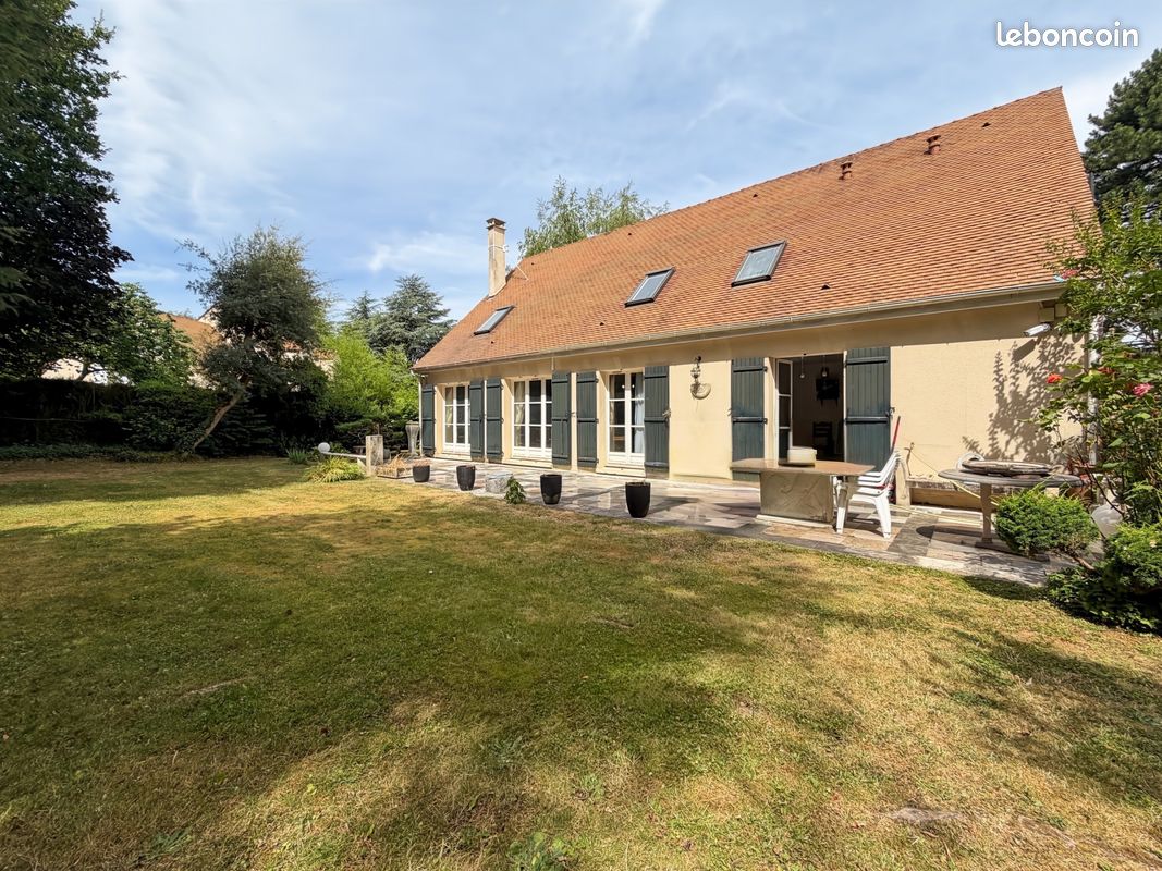 Maison 6 pièces 180 m² · à Servon · 180 m² · 495 000 €